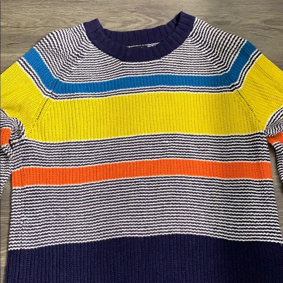 H&M Sweater - Picture 2 of 4